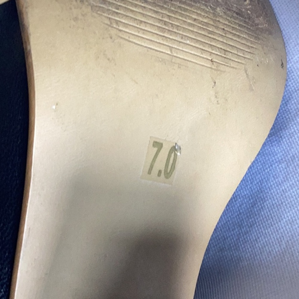 STEVE MADDEN - Picture 7 of 10